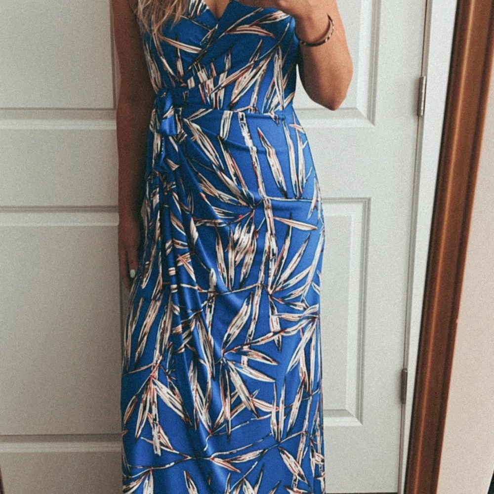 London Times Blue Sleeveless Wrap Dress with white and brown leaf pattern.